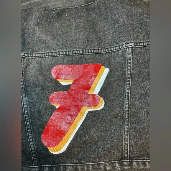 PacSun Women's grey Denim Jacket with White Sherpa Collar - Picture 9 of 9